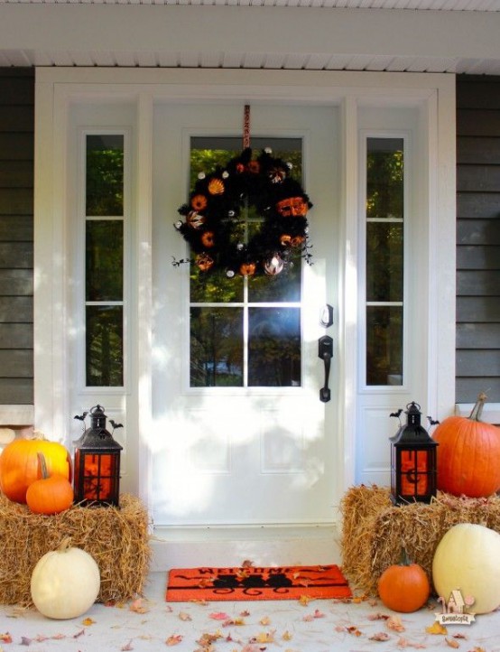 cool-halloween-front-door-decor-ideas-