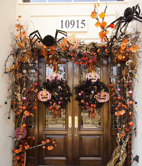 cool-halloween-front-door-decor-ideas-10-554x648