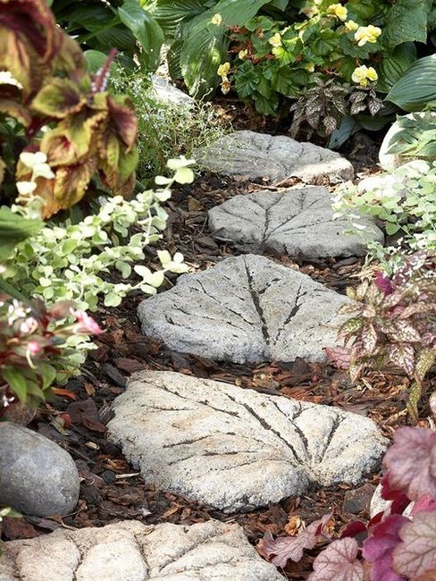 Garden Stone Path 10