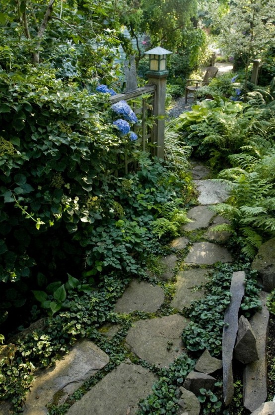 Garden Stone Path 28
