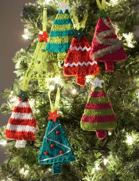 Knitted Christmas Decoration 1