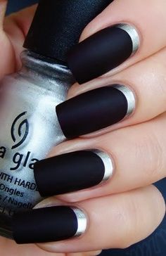 black nails-art