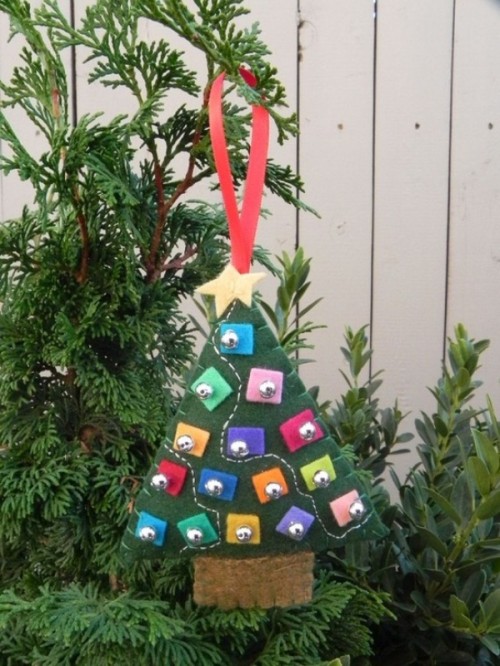Original Felt Ornaments For Your Christmas Tree 15