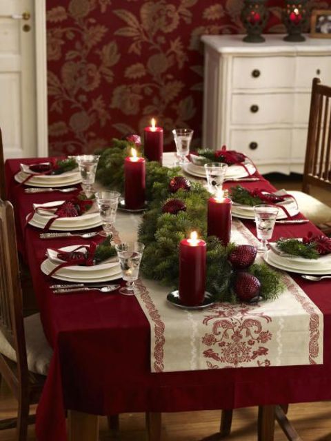 Red And Green Christmas Decoration Ideas 17