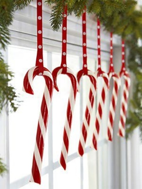 Red And Green Christmas Decoration Ideas 20