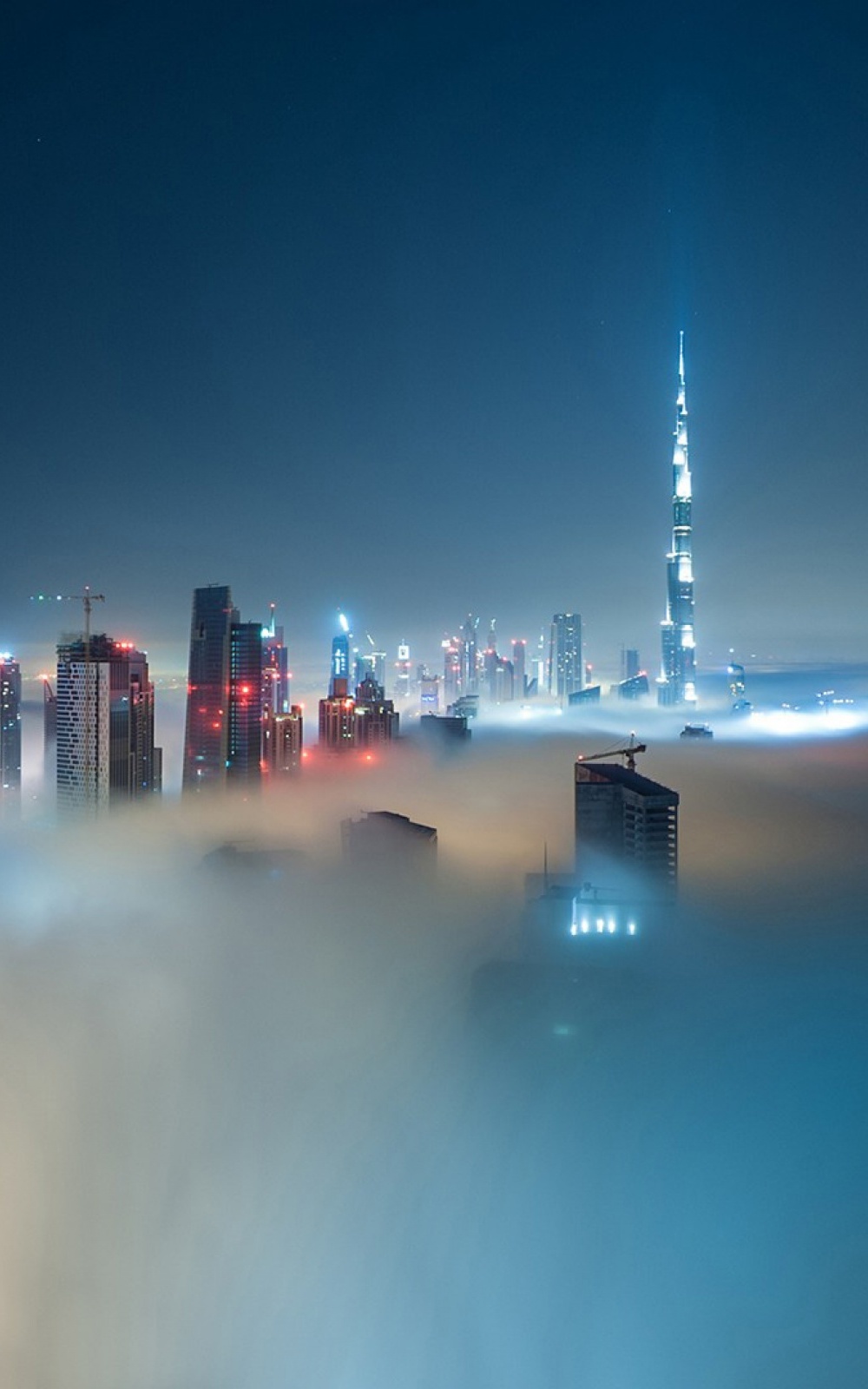Foggy Dubai Skyline iPhone 6 Plus HD Wallpaper