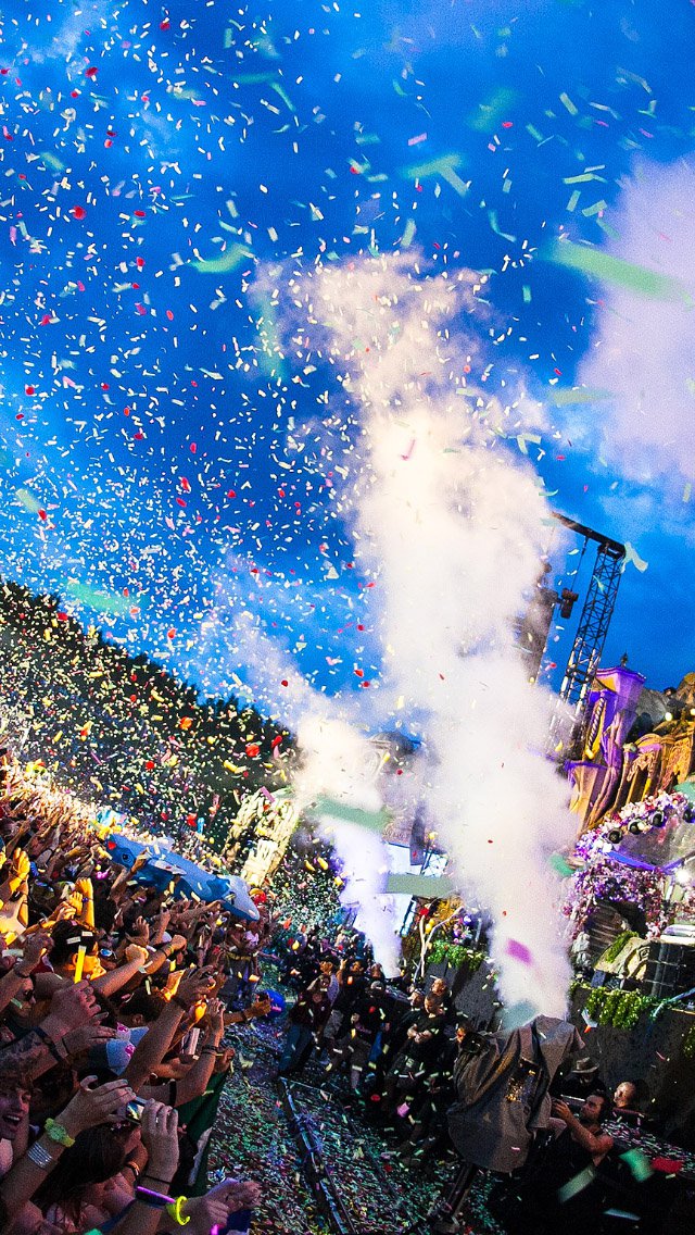 Tomorrowland Festival Concert Confetti iPhone 5 Wallpaper