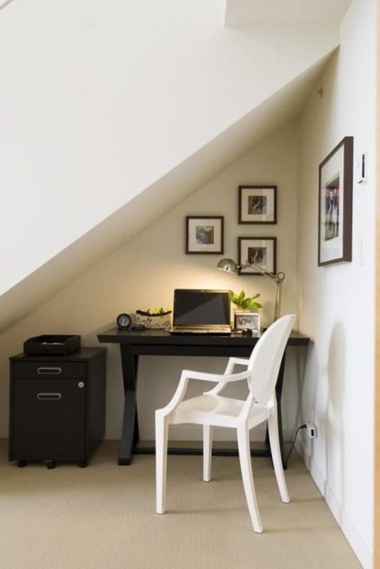 Office-Under-the-Stairs